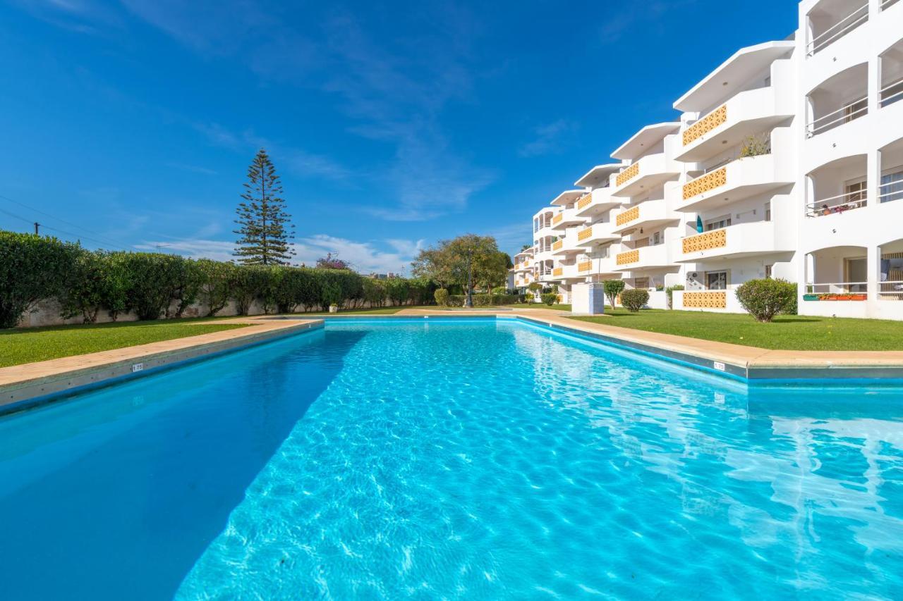 Algarsun - Idealy Situated Holiday Apartment With All Modern Comfort Albufeira Eksteriør bilde