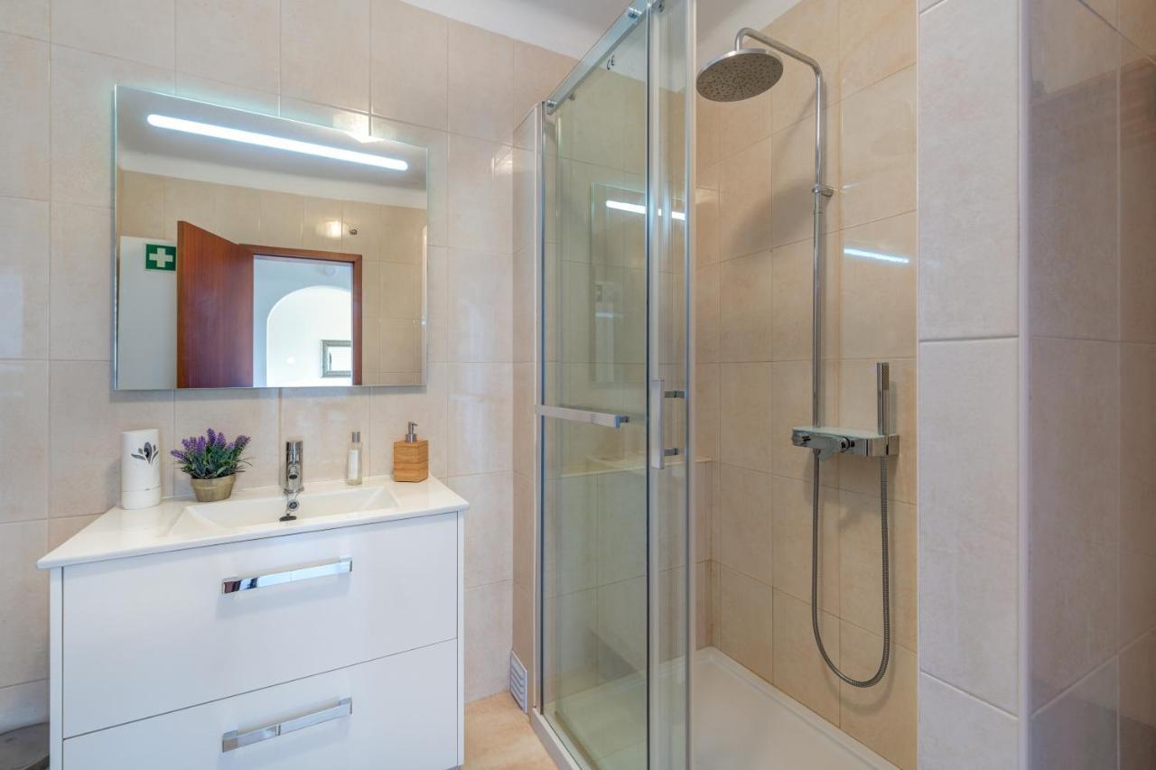 Algarsun - Idealy Situated Holiday Apartment With All Modern Comfort Albufeira Eksteriør bilde