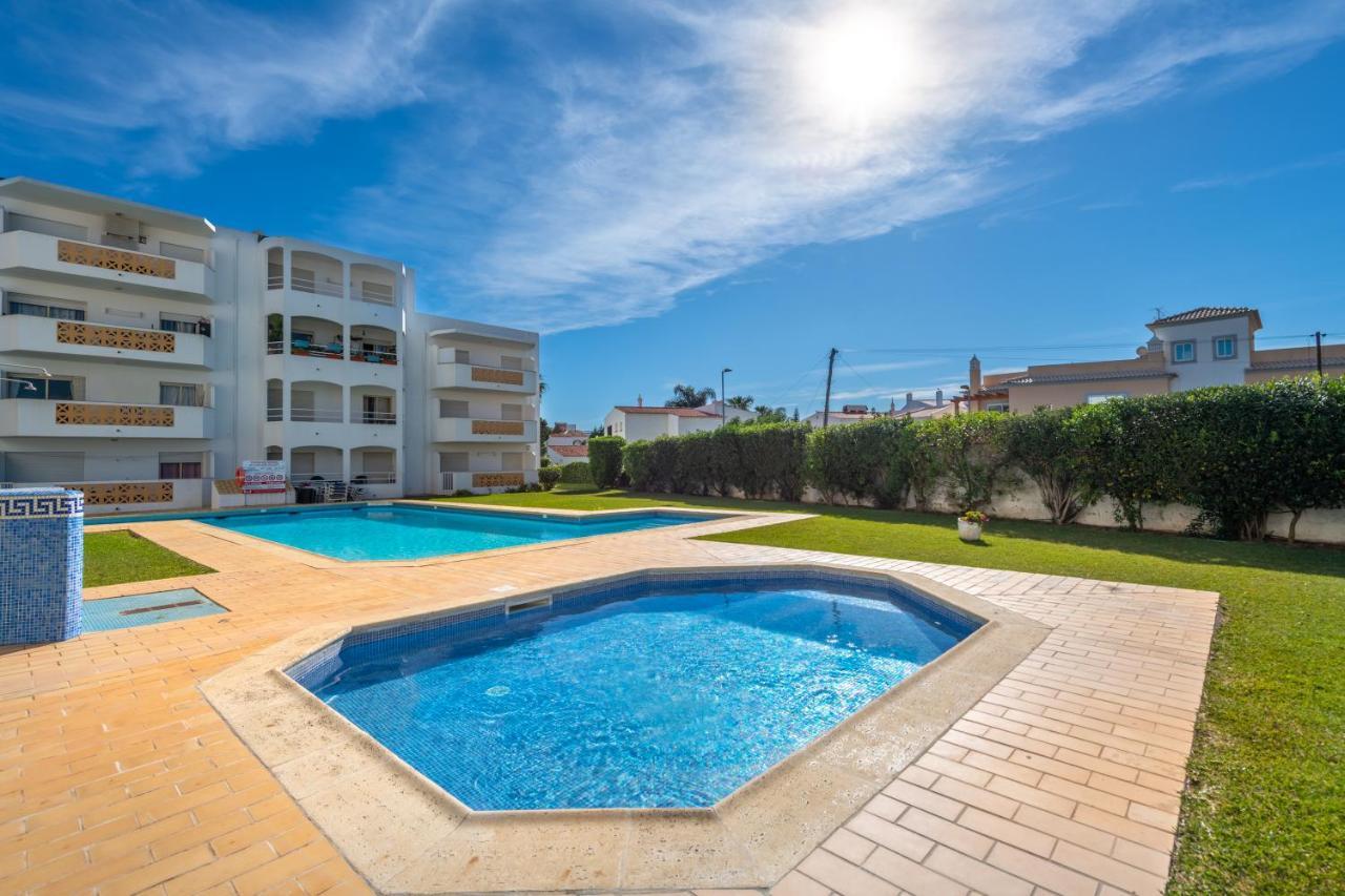 Algarsun - Idealy Situated Holiday Apartment With All Modern Comfort Albufeira Eksteriør bilde
